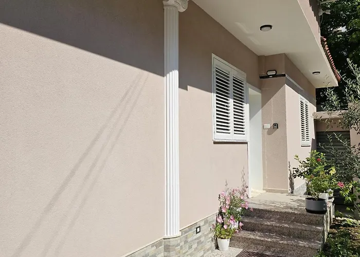 Apartment Oasis Tirana