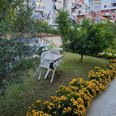 Oasis Тирана